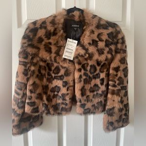 BNWT Bebe Cropped (bolero) Leopard Fur Jacket.